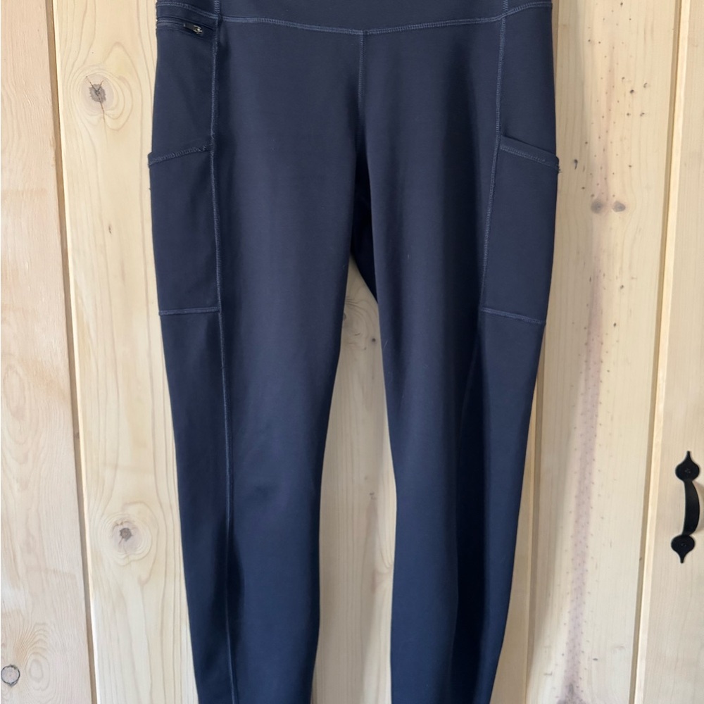 Women’s Navy Patagonia Pocket Leggings Ankle Length